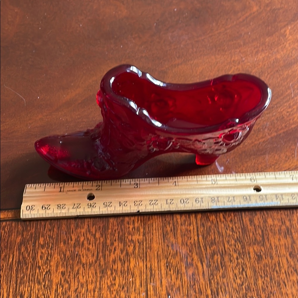 Fenton ruby cabbage with rose glass slipper. - Picture 8 of 9